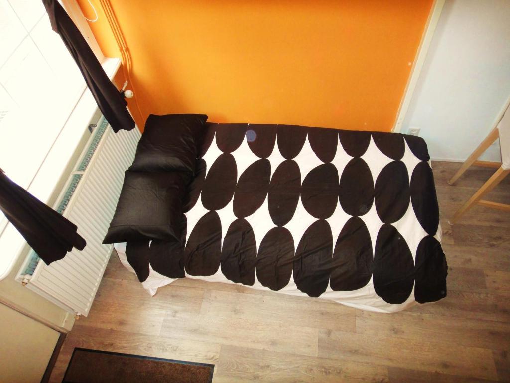 Orange Suite Studio Амстердам Стая снимка